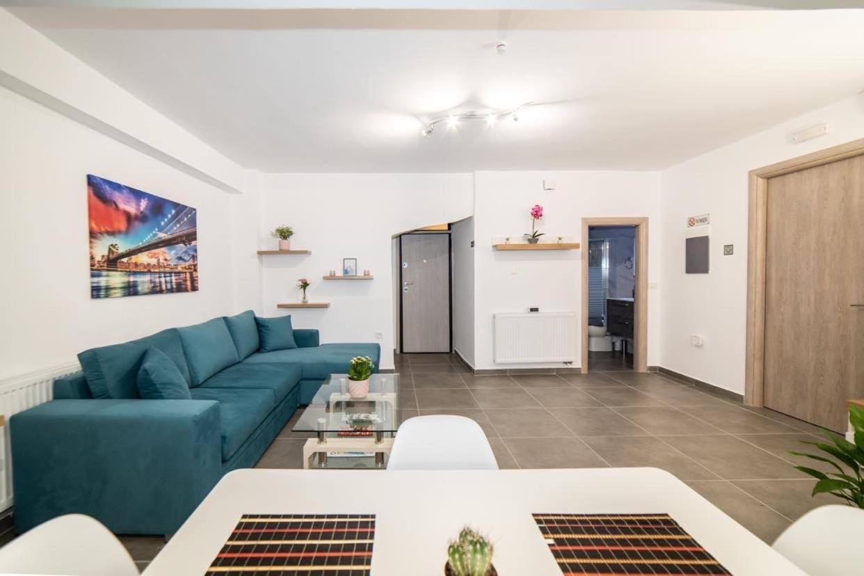 Апартаменты Brand New Aprt With Backyard In Lycabettus Hill ! Афины Экстерьер фото